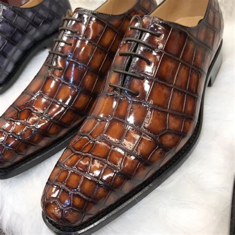 where to buy alligator shoes